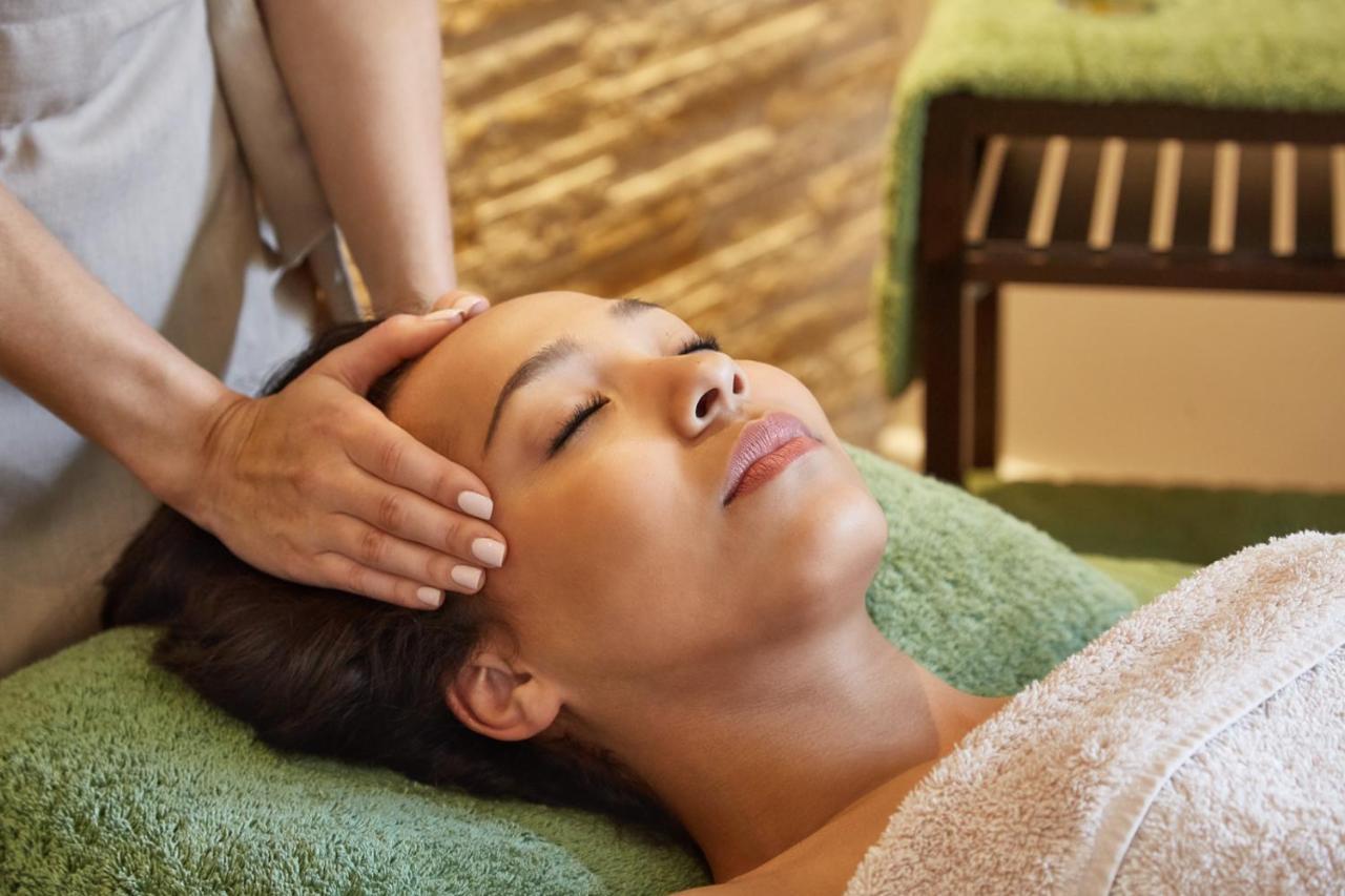 Ockenden Manor Hotel & Spa Cuckfield Eksteriør bilde